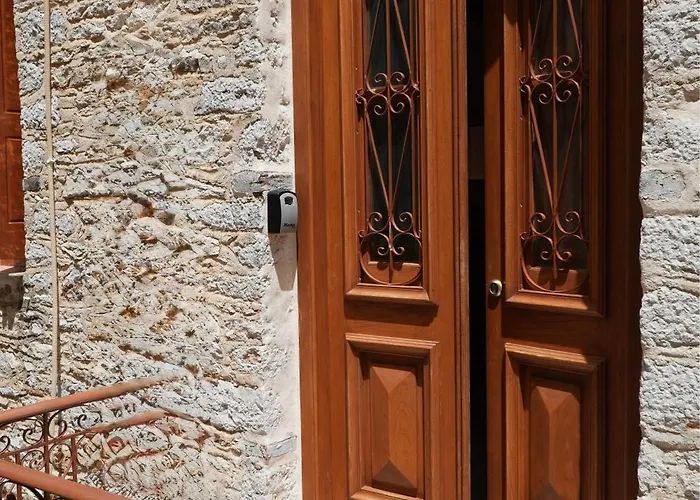 Stone Living Apartment